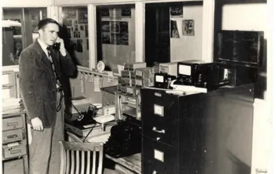 photo of man answering a phone